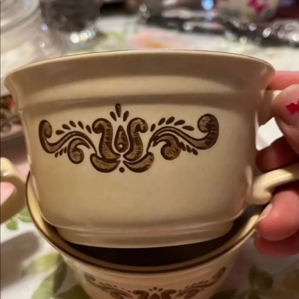 Set of 4 Vintage Pfaltzgraff Yellow Brown Village Jumbo Stoneware Mugs